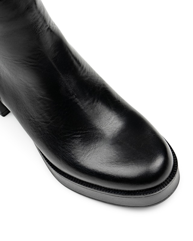 BOWY BOOTIE