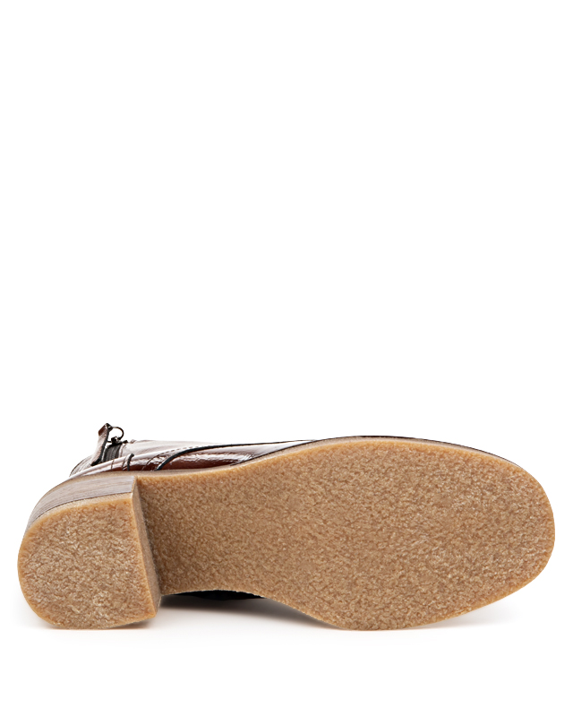 OPRAH BOOTIE