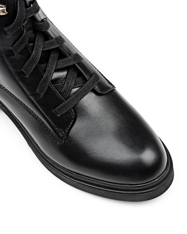 CHERISE LACEUP LUG BOOT