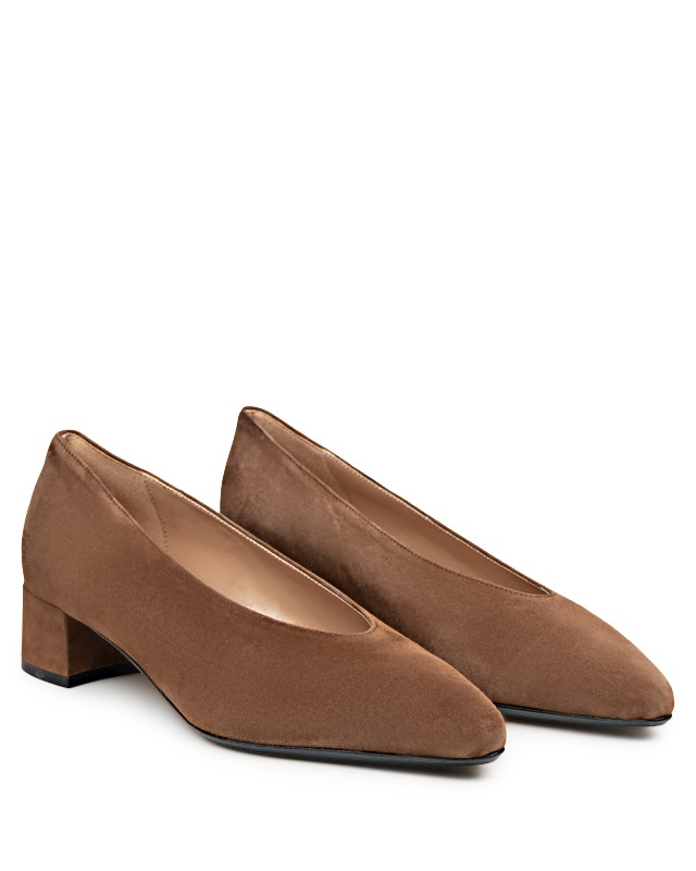 LAURYN PUMP
