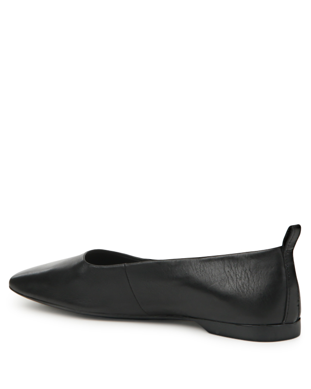 DELIA FLAT SHOE