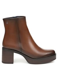 BOWY BOOTIE