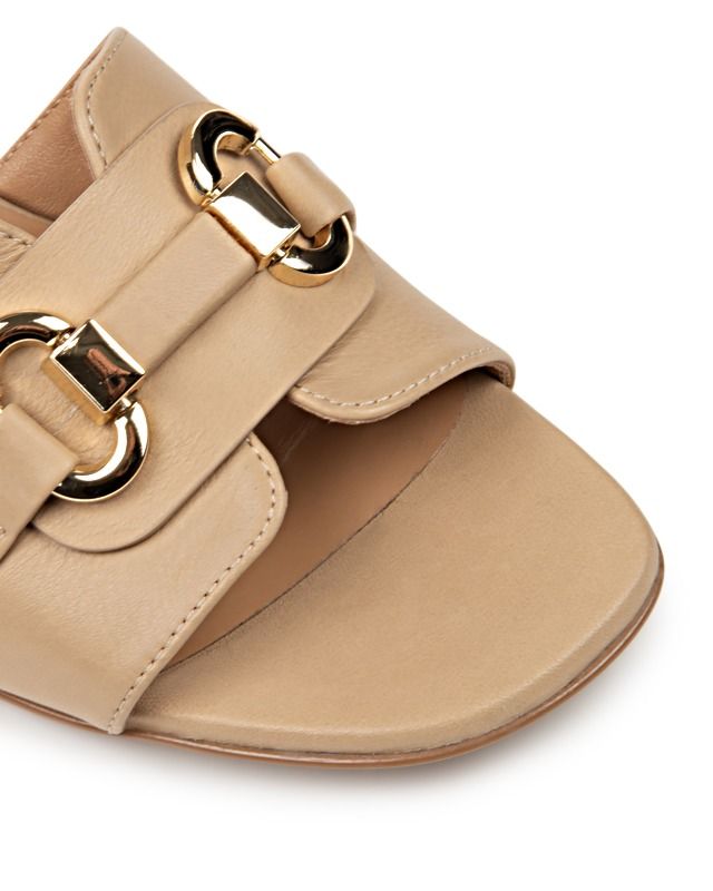 NIA SANDAL