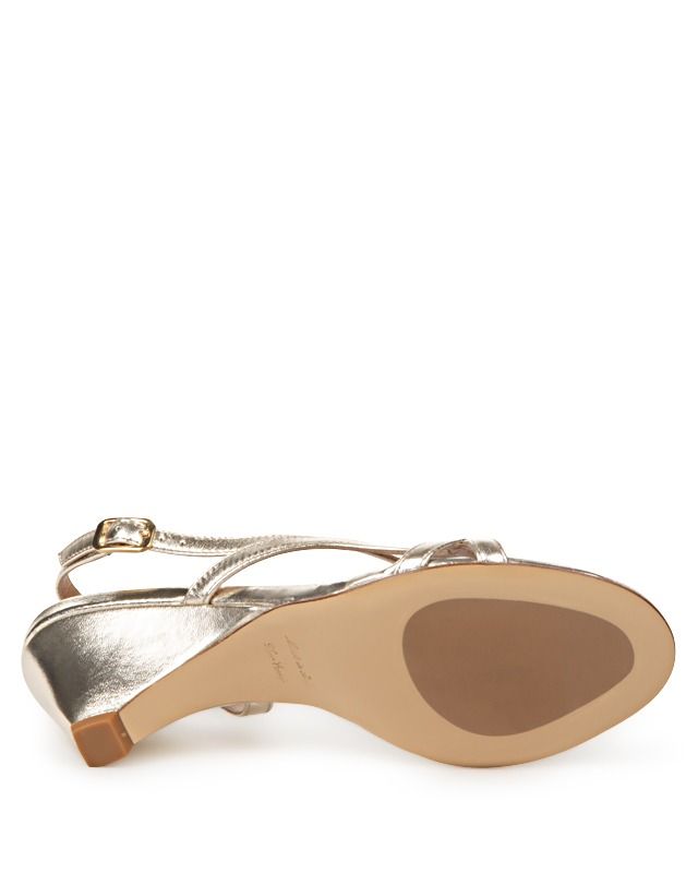 NESSA SANDAL