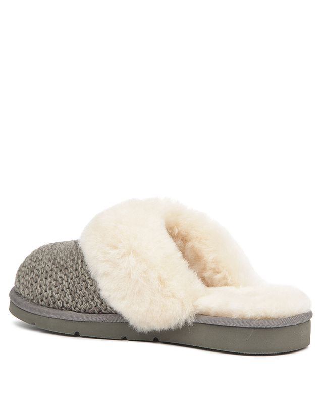 COZY KNIT SLIPPER