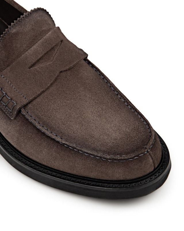 WHITLEY LOAFER